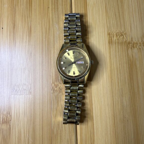 Vintage Elgin Gold Tone Day-Date Watch FD864CB, 37mm - Picture 2 of 5